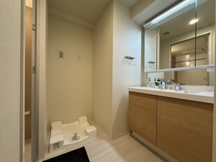 Calm Residence Prologueの物件内観写真